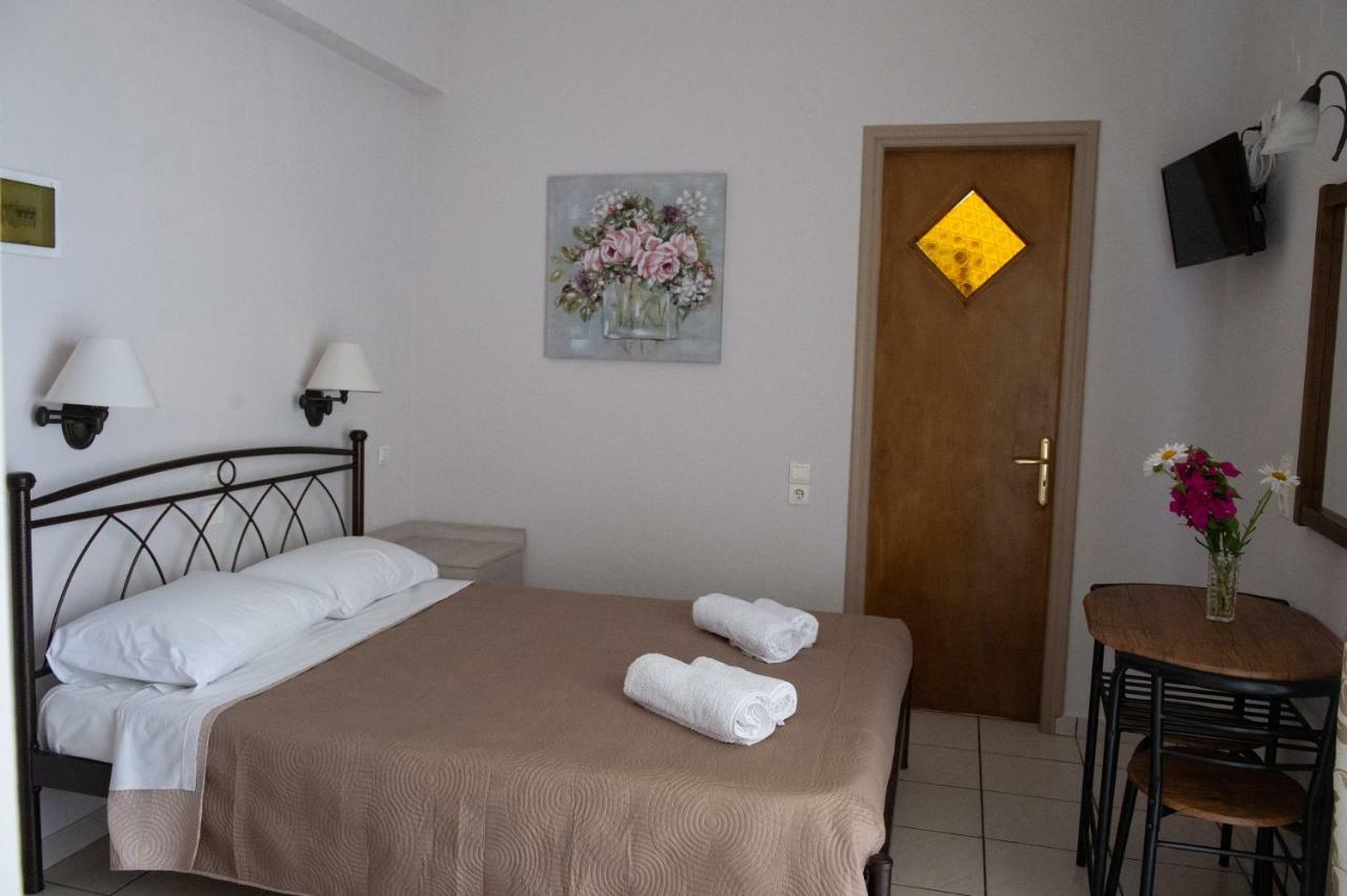 אליקאנאס Hotel Villa Mantalena מראה חיצוני תמונה