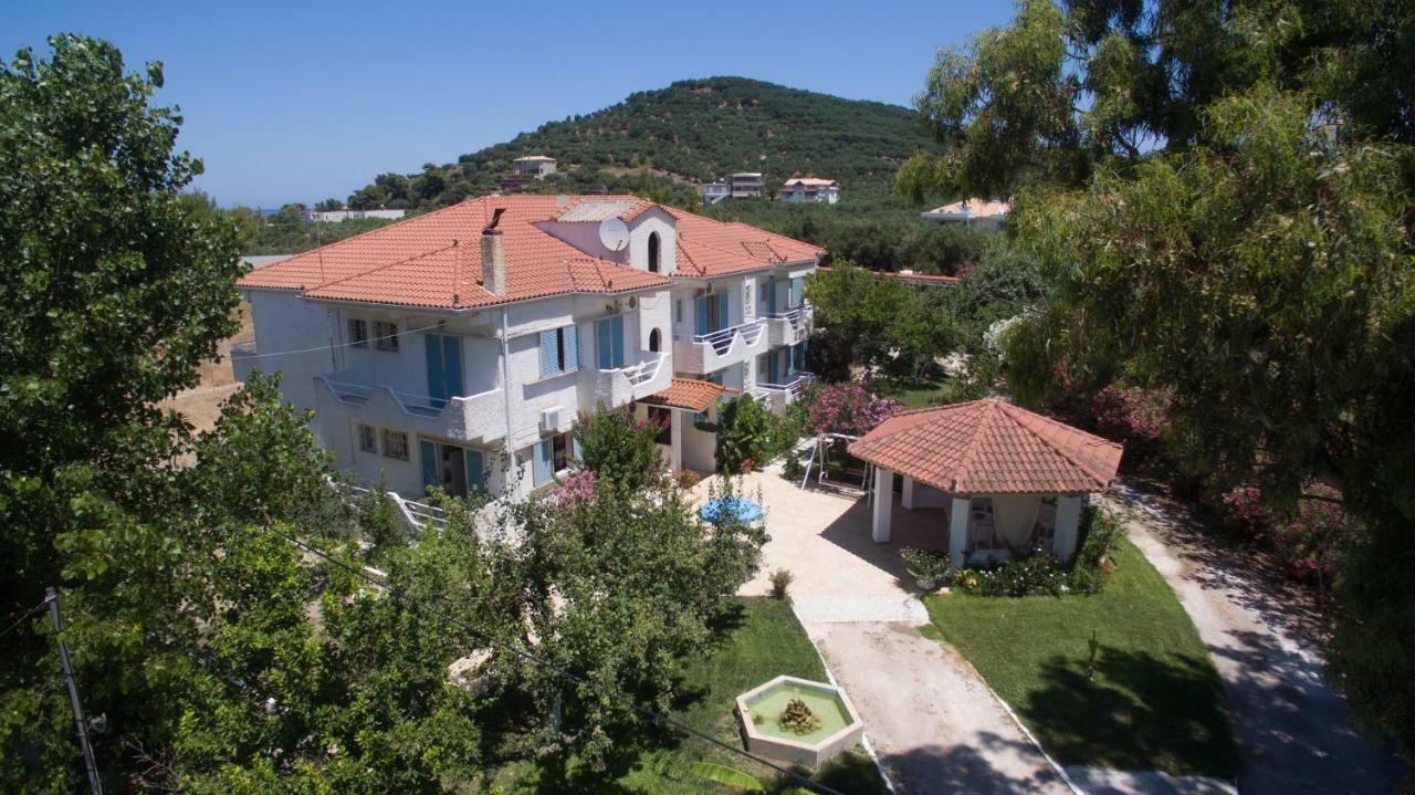 אליקאנאס Hotel Villa Mantalena מראה חיצוני תמונה